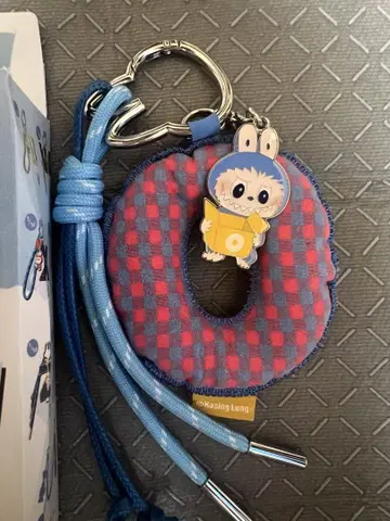 LABUBU PIN FOR LOVE O