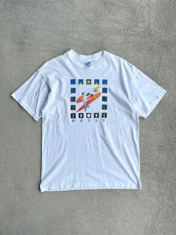 USA 제조 90s Hanes 빈티지 구제 의류 돌고래 T셔츠 데드스탁