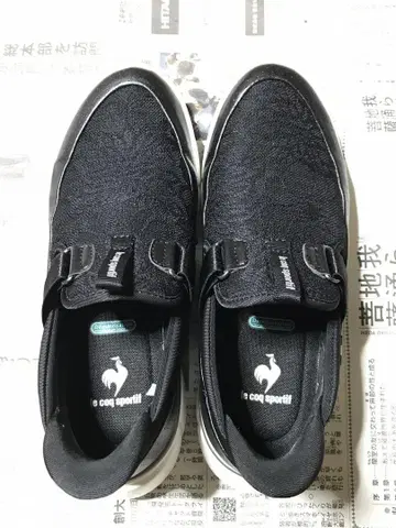 르꼬끄 스포르티브 블랙 스니커즈