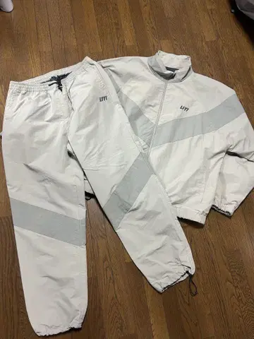 LFYT (라파예트) Army Track Jacket