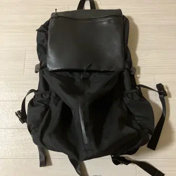 [BURLAP OUTFITTER x ear] 가죽 콤비 라이트 백팩