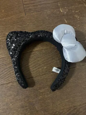 스팽글 블랙 머리띠 실버 리본