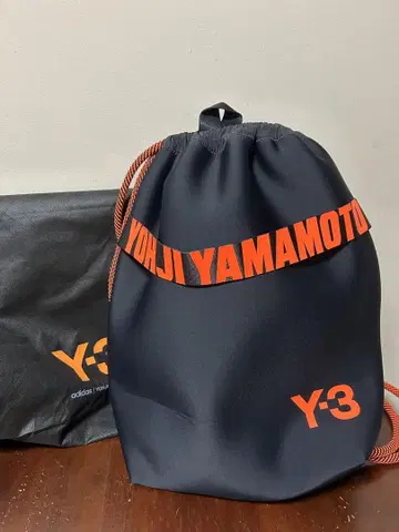 Y-3 드로우 스트링 백 냅색