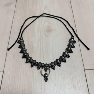 네크로맨스 NECKROMANCE 스컬 목걸이 초커