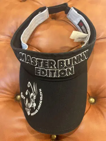 MASTER BUNNY EDITION 바이저 블랙