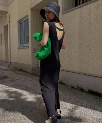 MEDI AMERI x MILLER RELAX DRESS BLACK