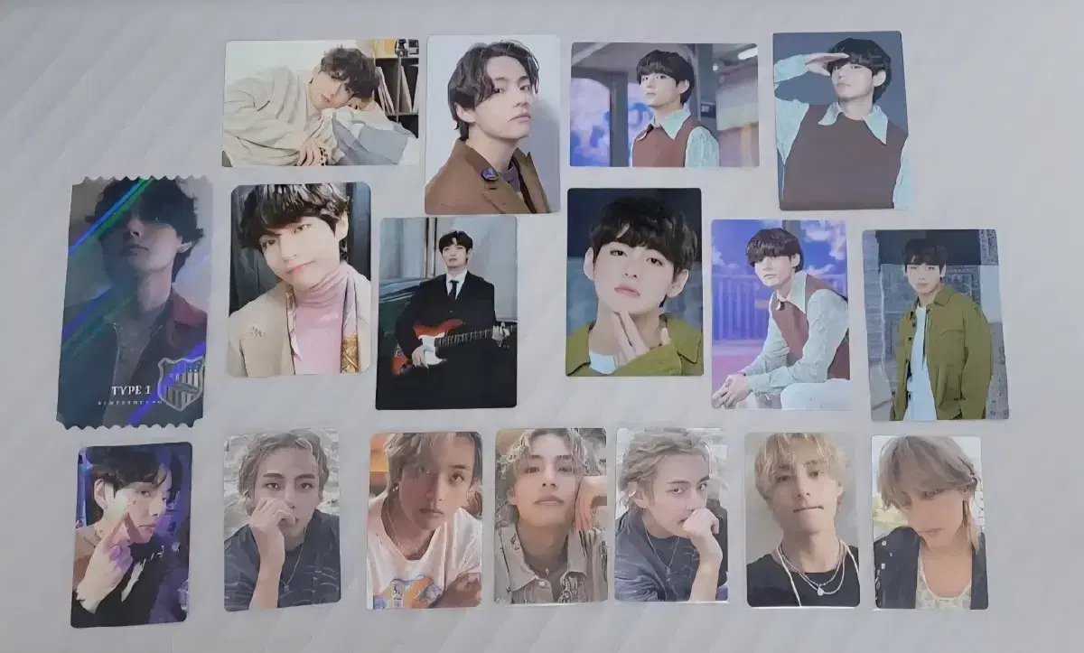 Free Shipping) Bangtan Taehyung 88 pcs bulk wts (refer to photos)