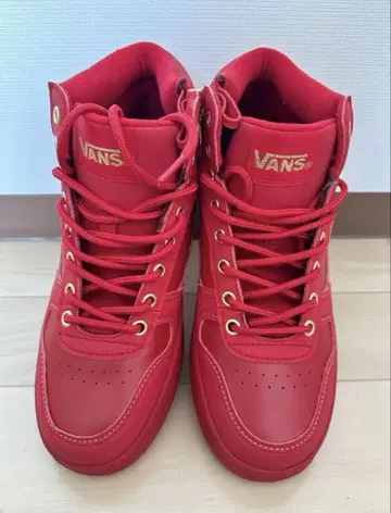 VANS 레드 하이컷 스니커즈