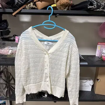 AZUL by MOUSSY 아이보리 V넥 가디건 S