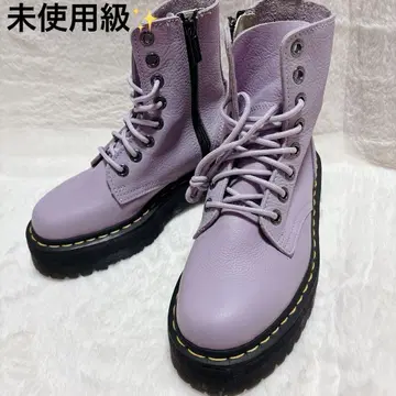 초레어 Dr.Martens JADON III 8홀 통굽 부츠 24cm