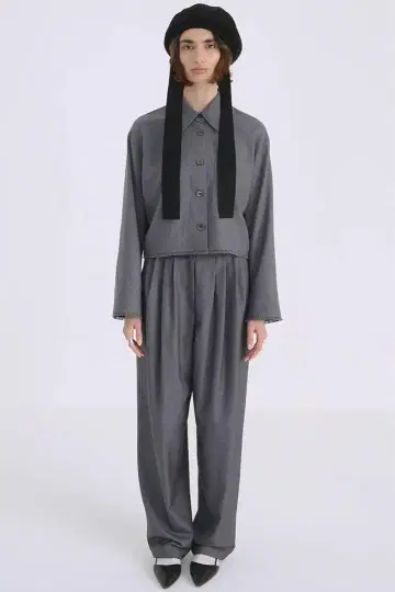 WIDE BELT TUCK PANTS