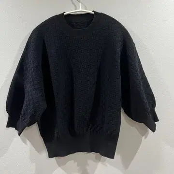 파시오네 5부 소매 크루넥 니트 38