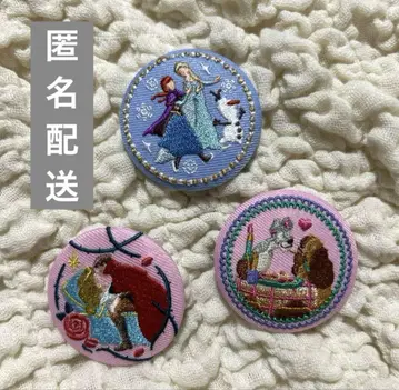 디즈니 자수 캔뱃지 3개 세트 안나와 엘사 잠자는 숲속의 미녀