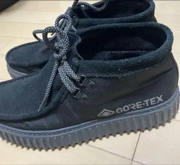 GORE-TEX 블랙 스웨이드 미드컷 신발
