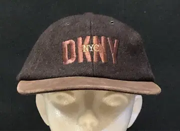 90s 빈티지 USA DKNY 다나캐런 캐릭터 캡 울 캡