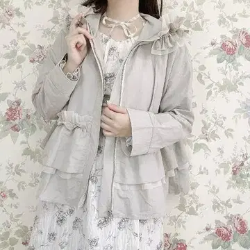 즉시 구매 시마무라 maki님 예약품 프릴 마운틴 파카 베이지