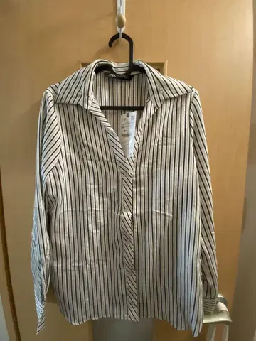 ZARA 스트라이프 긴팔 셔츠 XS