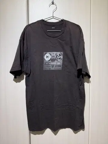 SEQUEL 그래픽T셔츠 블랙L