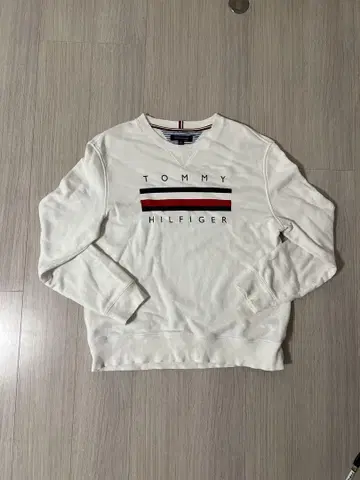 TOMMY HILFIGER 화이트 맨투맨