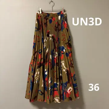 UN3D. 페인트 아트 플리츠 팬츠 36 프린트