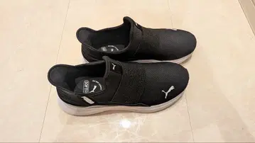 PUMA SOFTRIDE 슬립온 스니커즈 블랙