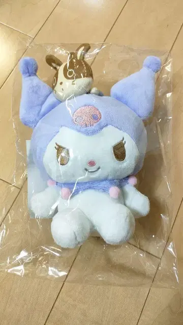 우사미 쿠로미 콜라보 봉제 인형 당선품
