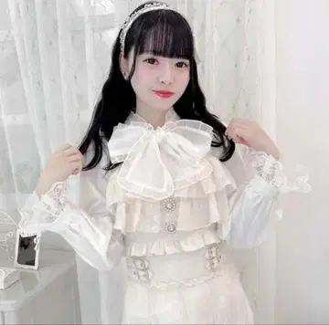 ROJITA 시어 블라우스