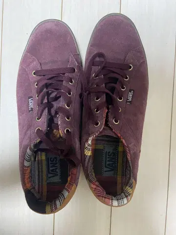 VANS 퍼플 스니커즈 V75803