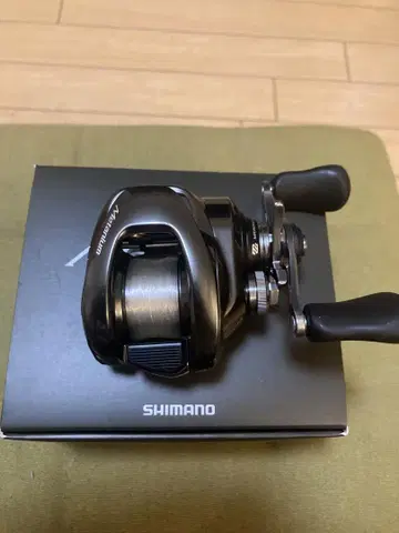 SHIMANO Metanium 100HG 베이트 낚시릴 오른쪽 핸들