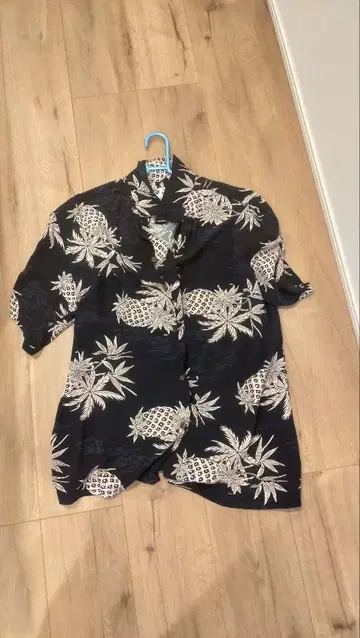 TWO PALMS 파인애플 패턴 반팔 셔츠