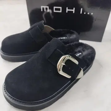 컨디션 최상 미사용급 모히 MOHI 스웨이드 빅 벨트 보스턴 신발 블랙
