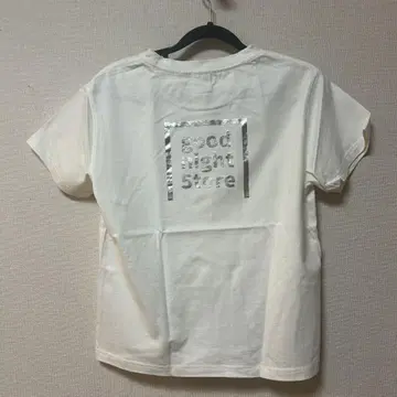 good night Store 화이트 셔츠