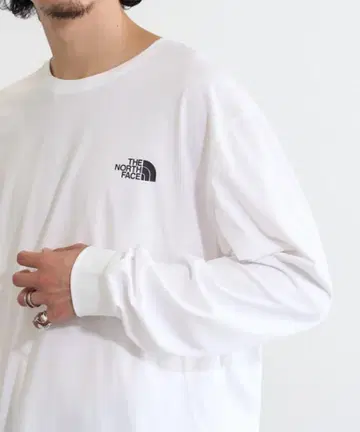 THE NORTH FACE 화이트 긴팔 셔츠