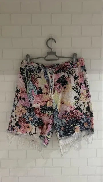 ZARA 컬러풀 꽃무늬 프린지 숏팬츠