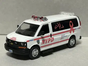 596 모델 1/64 NYPD 쉐보레 익스프레스 미니카