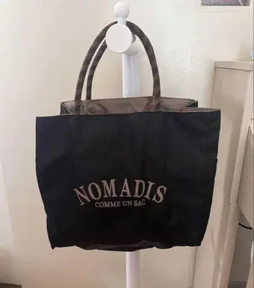 미사용 새상품 nomadis 프레임워크 별주 sac2w 블랙