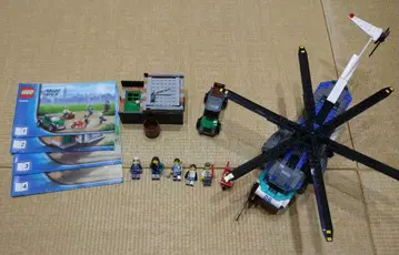 LEGO City 60046 헬리콥터와 건물 세트