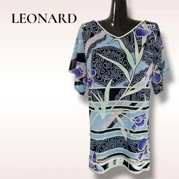 LEONARD 레오나르 상쾌한 꽃무늬 반팔 튜닉 블루 계열 40 사이즈