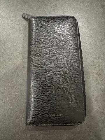 MICHAEL KORS 블랙 가죽 장지갑