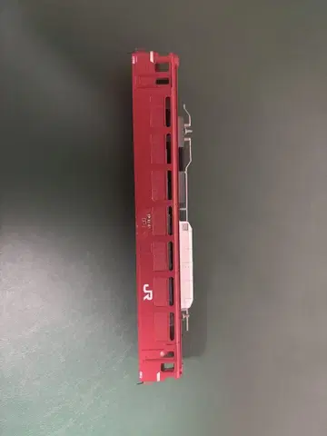 EF81 바디