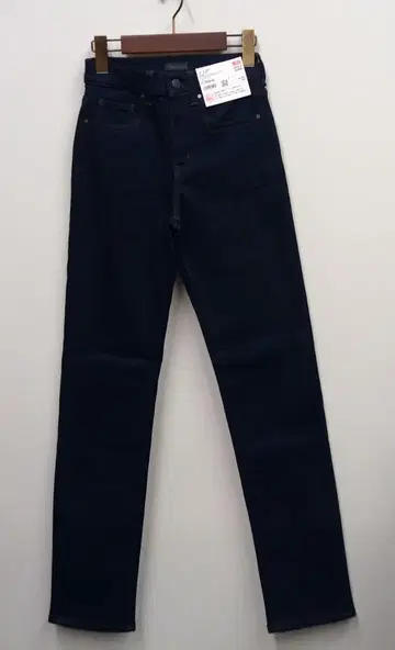 미사용 새상품 유니클로 히트텍 울트라 스트레치 슬림 청바지 21