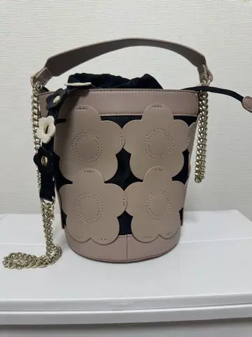 MARY QUANT 플라워 숄더백