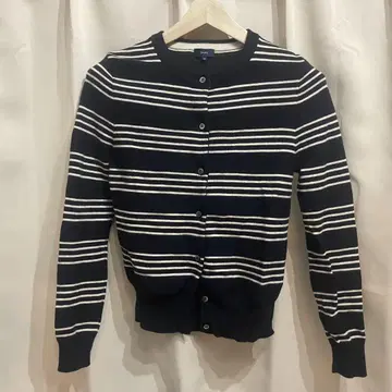SHIPS 가디건 실루엣이 귀여워요
