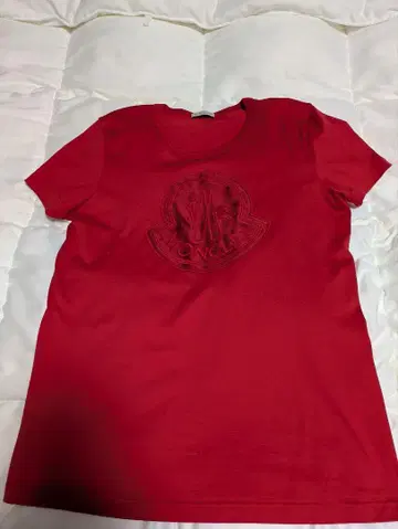 MONCLER 빨간색 로고 반팔 티셔츠