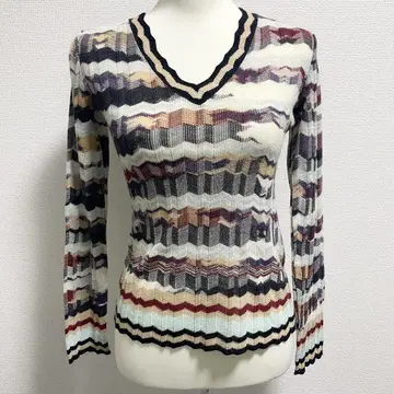 MISSONI 미쏘니 지그재그 보더 무늬 긴팔 니트 V넥