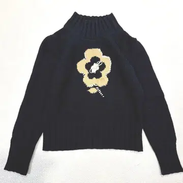 [새상품급/M] M'S GRACY 하이넥 니트 스웨터 꽃 블랙