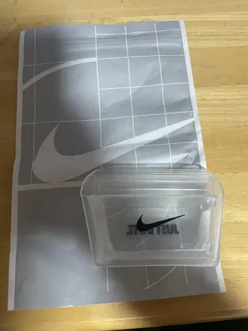 NIKE 시부야 스크램블 스퀘어 한정판 케이스