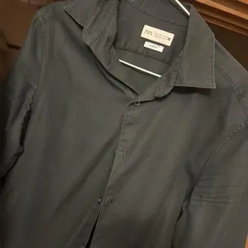 ZARA 슬림핏 블랙 긴팔 셔츠