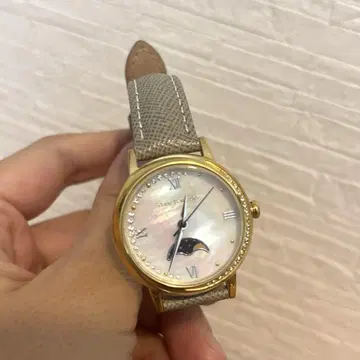 스타 주얼리 시계 새상품급