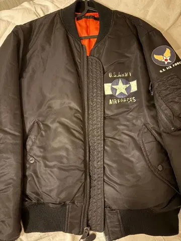 AVIREX MA-1 플라이트 자켓